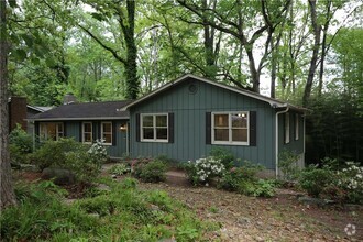 Building Photo - 1040 Cherokee Trail