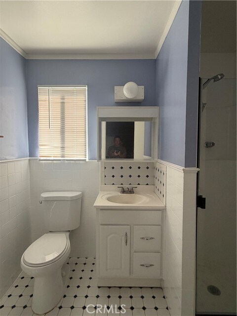 Building Photo - 10803 Bellflower Ave