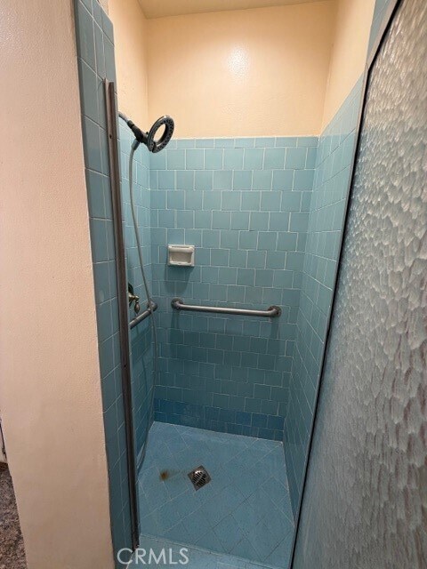 Building Photo - 8653 Norwood Pl