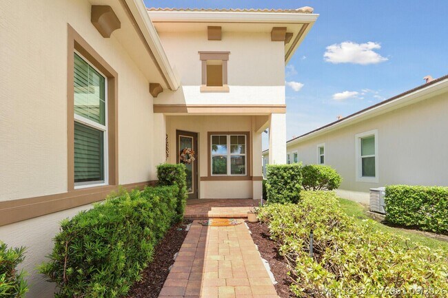 Building Photo - 8942 SW Pepoli Way
