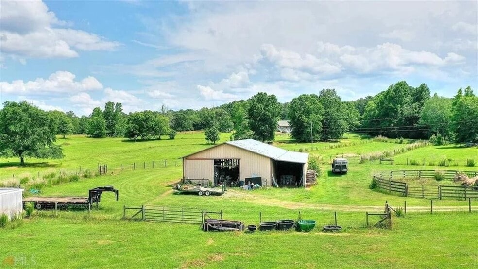 Building Photo - 333 GA-11