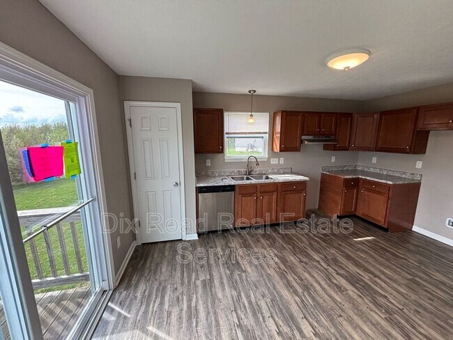 Building Photo - 209 Wexford Dr