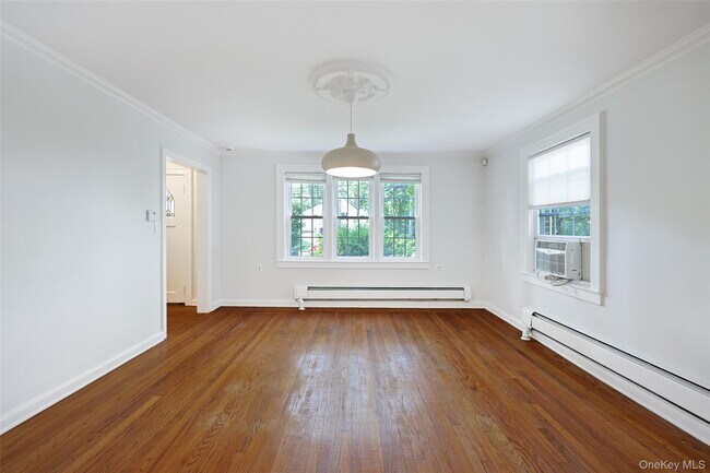 Building Photo - 280 Park Ave
