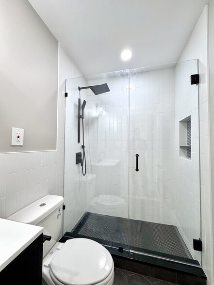 Building Photo - 97 Reservoir Ave