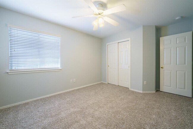 Building Photo - 2600 Theresa Blanchard Ln
