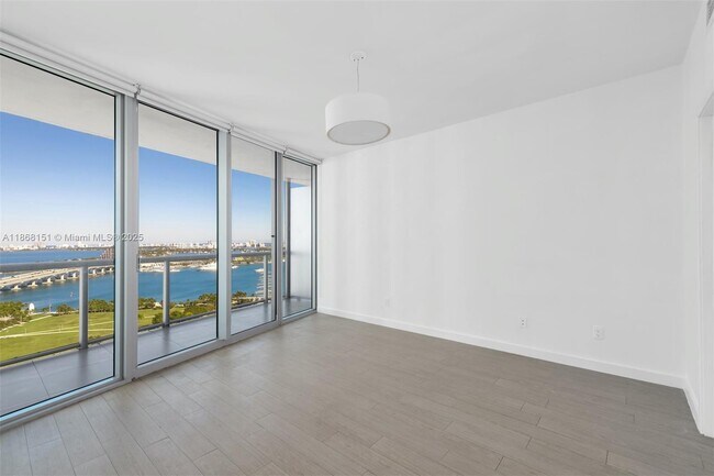 Building Photo - 888 Biscayne Blvd