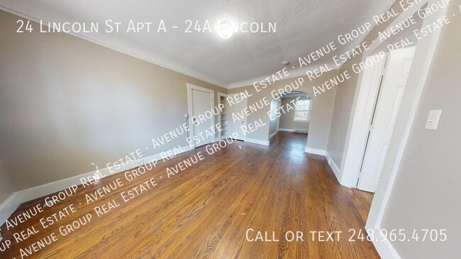 Building Photo - 24A Lincoln - Large 1Bed/1Bath Apartment i...