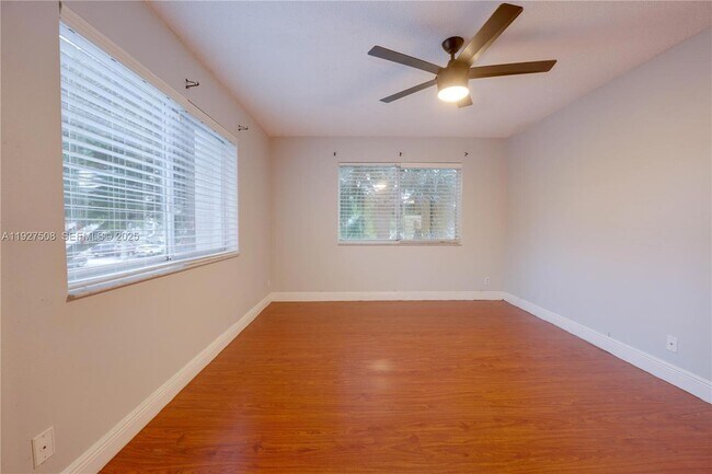 Building Photo - 5686 Rock Island Rd