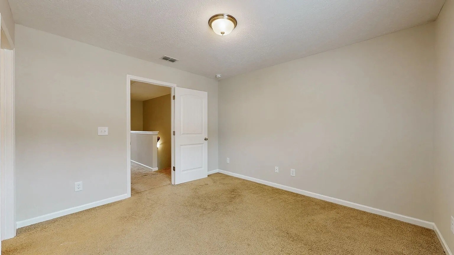 Building Photo - 4110 Saddlecreek Way