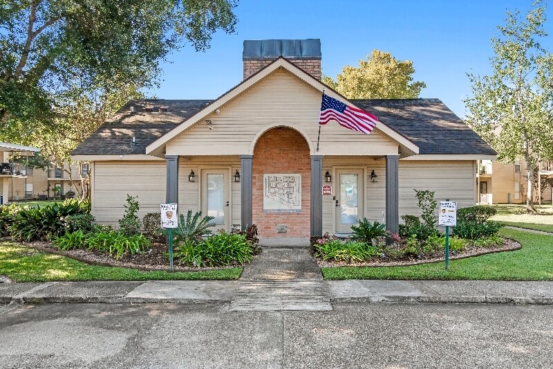 Building Photo - 11011Cal Mead Rd