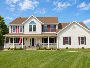 Building Photo - Spacious 5-Bedroom Home with Comfort & Charm in Medina