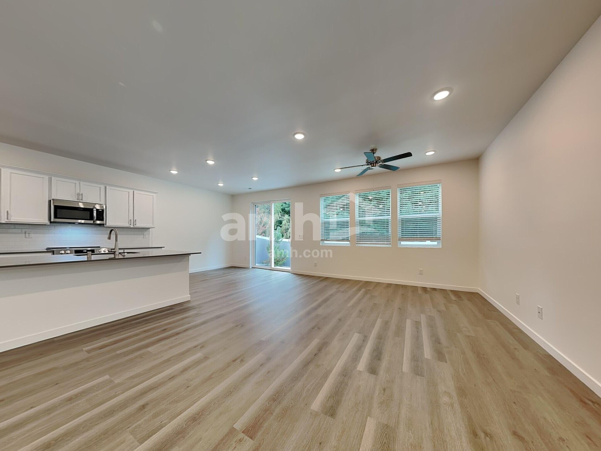 Building Photo - 5019 Washington St SE