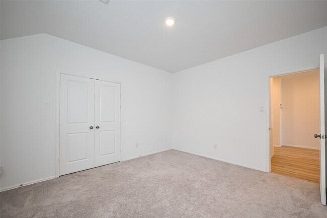 Building Photo - 5343 Sleepy Fox Ln