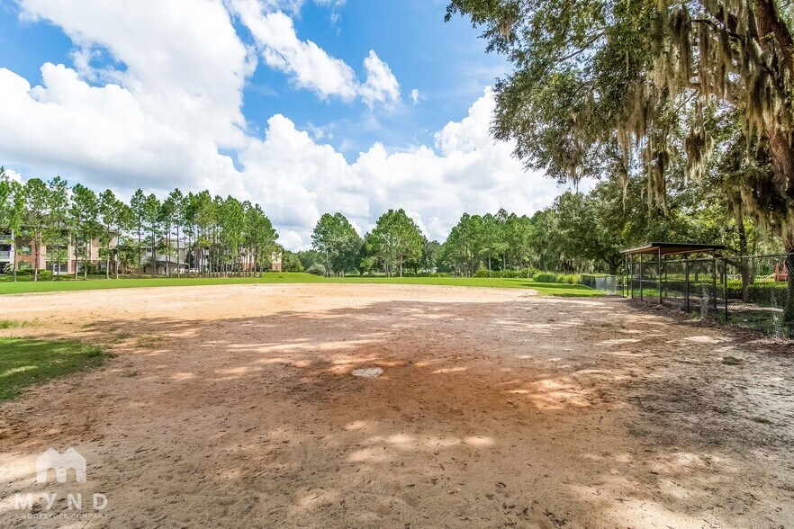 Building Photo - 3977 Heatherbrook Pl