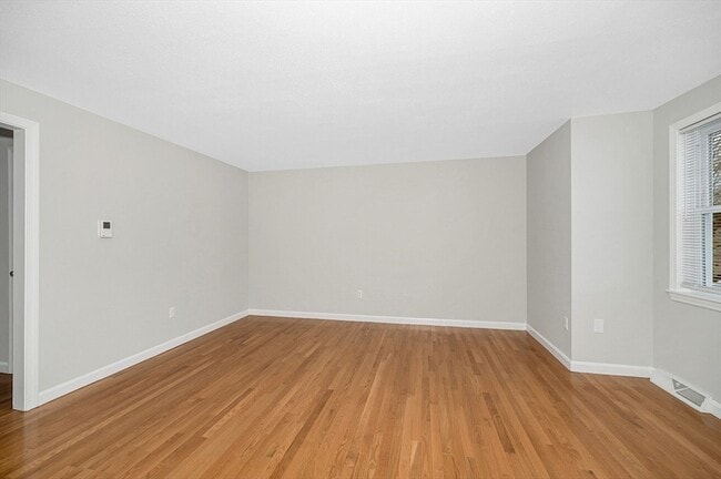 Building Photo - 1431 Pawtucket Blvd