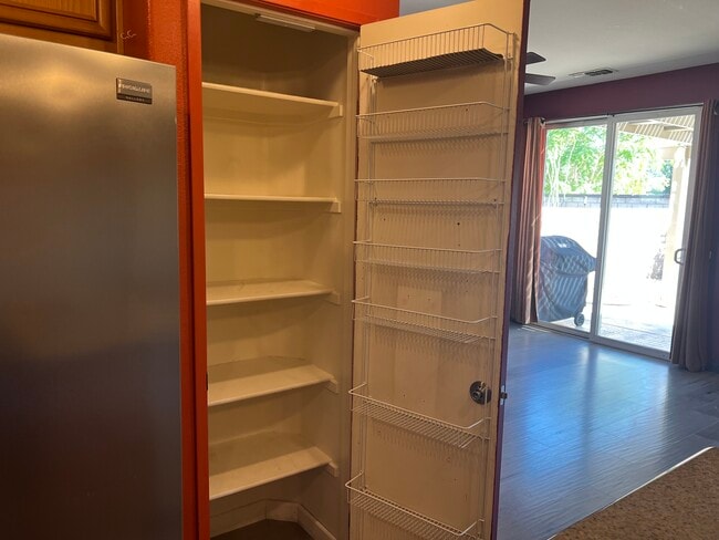 Building Photo - 82755 Scenic Dr