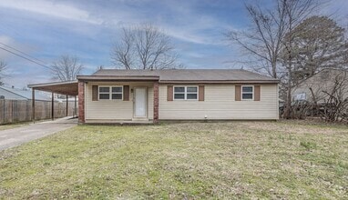 Building Photo - 2215 Sutton-Move in ready!