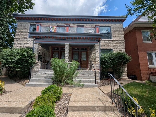 Building Photo - Fully Furnished Shaw Sanctuary