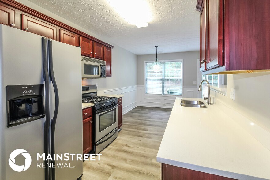 Building Photo - 503 Shadow Valley Ct