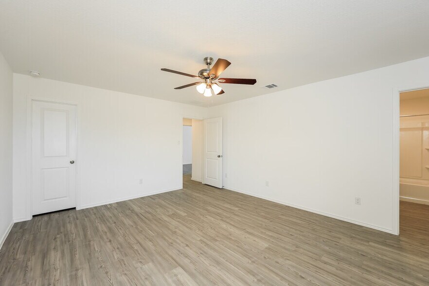 Building Photo - 6611 Whirling Path