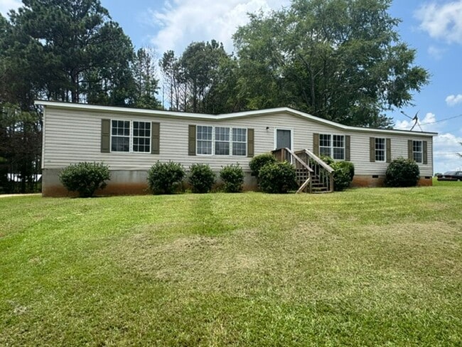 Building Photo - 1451 Columbus Rd