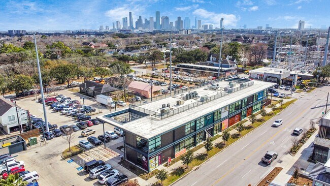 Building Photo - 620 Rutland St