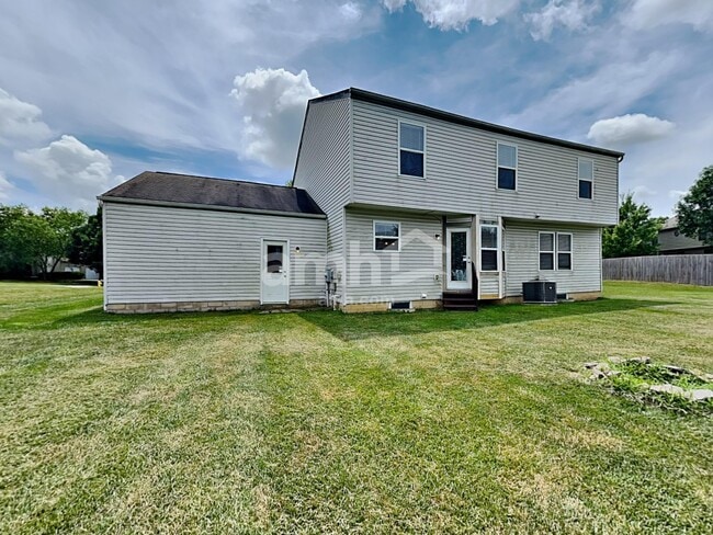 Building Photo - 357 Pinecrest Ct