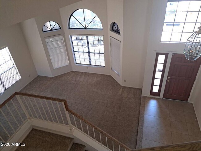 Building Photo - 98 E Evelyn Ln