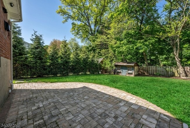 Building Photo - 31 Stonefield Rd