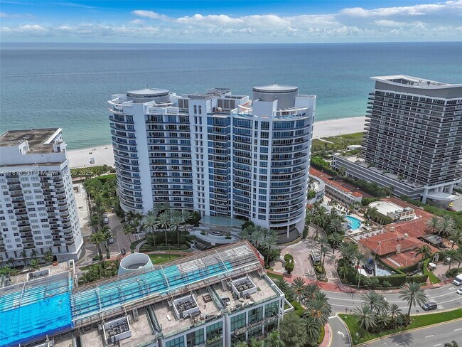Building Photo - 5959 Collins Ave