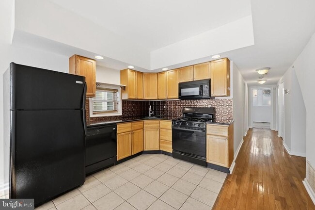 Building Photo - 420 Conarroe St