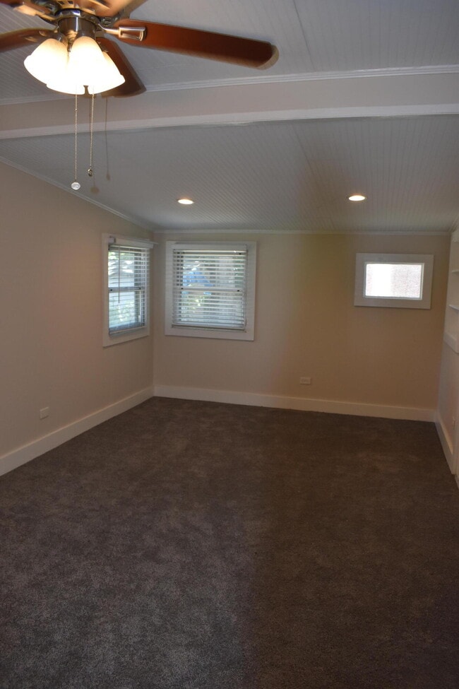 Building Photo - 326 Milledge Rd