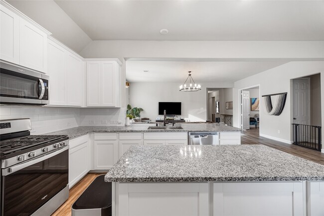 Building Photo - 31315 Cardrona Peak Pl