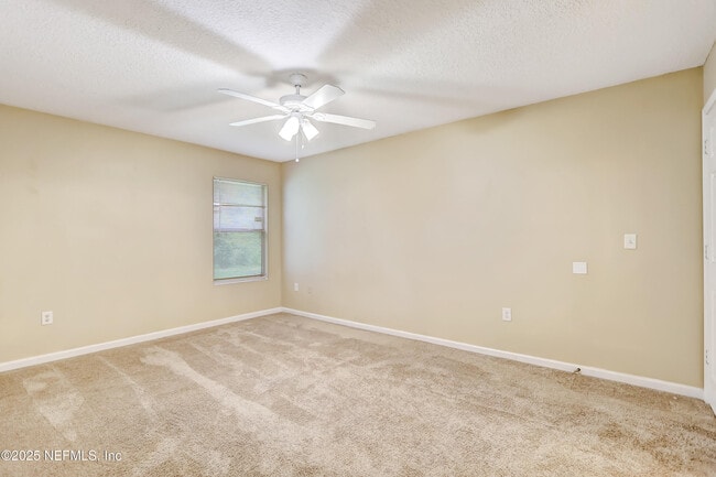 Building Photo - 8448 Kona Ave
