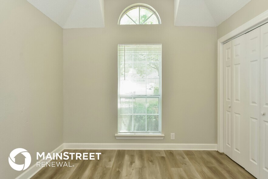 Building Photo - 608 Pebblestone Ct