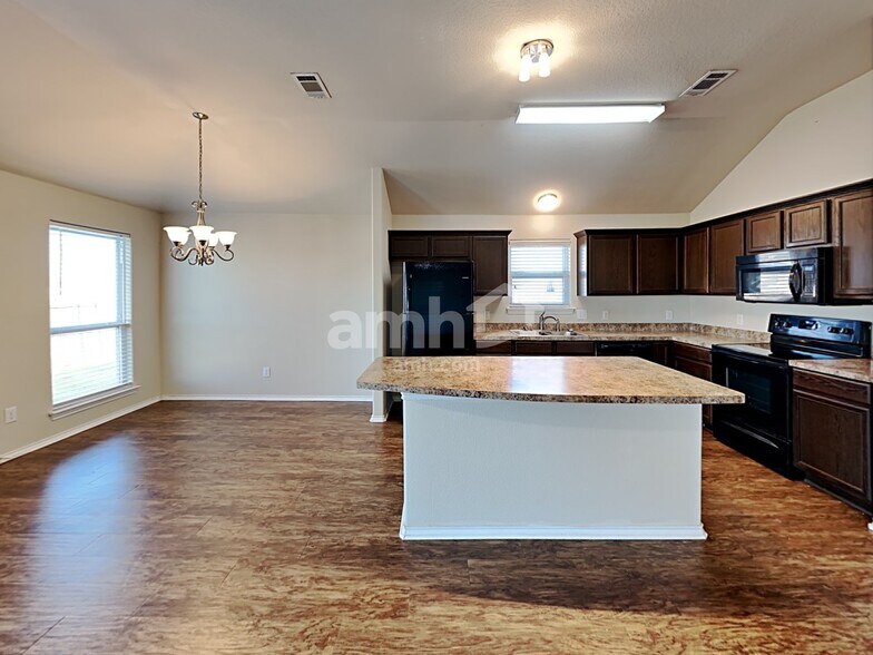 Building Photo - 1228 Rosedale Springs Ln