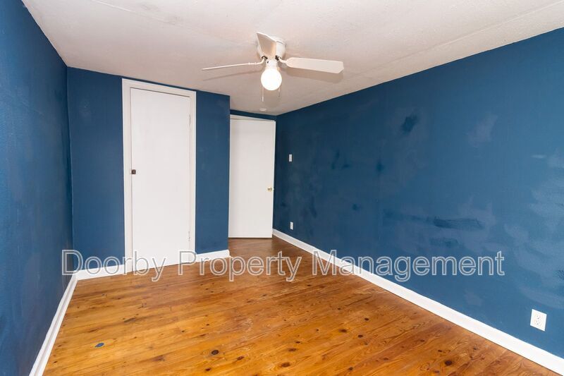 Building Photo - 966 Beason Dr