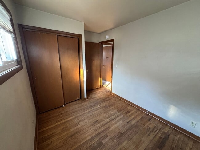 Building Photo - HM 2607/2609 Magnolia Drive