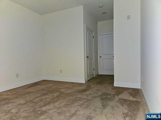 Building Photo - 6 Madison Ave