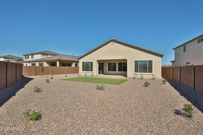 Building Photo - 16685 W Questa Dr