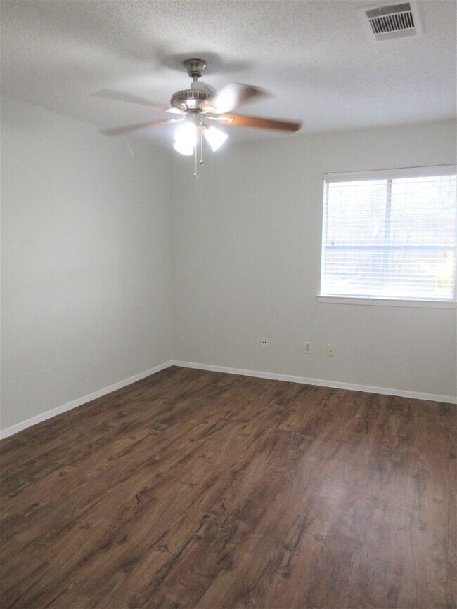 Building Photo - 12321 Patron Dr