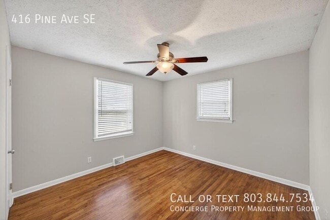 Building Photo - 416 Pine Ave SE