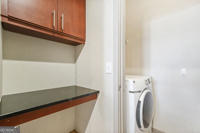 Building Photo - 390 17th St NW