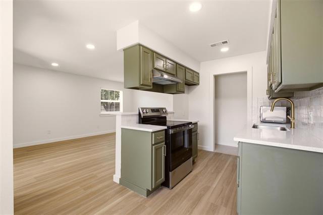 Building Photo - 908 Isbell Rd