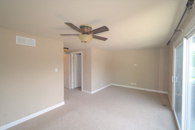 Building Photo - 183 Cascade Dr
