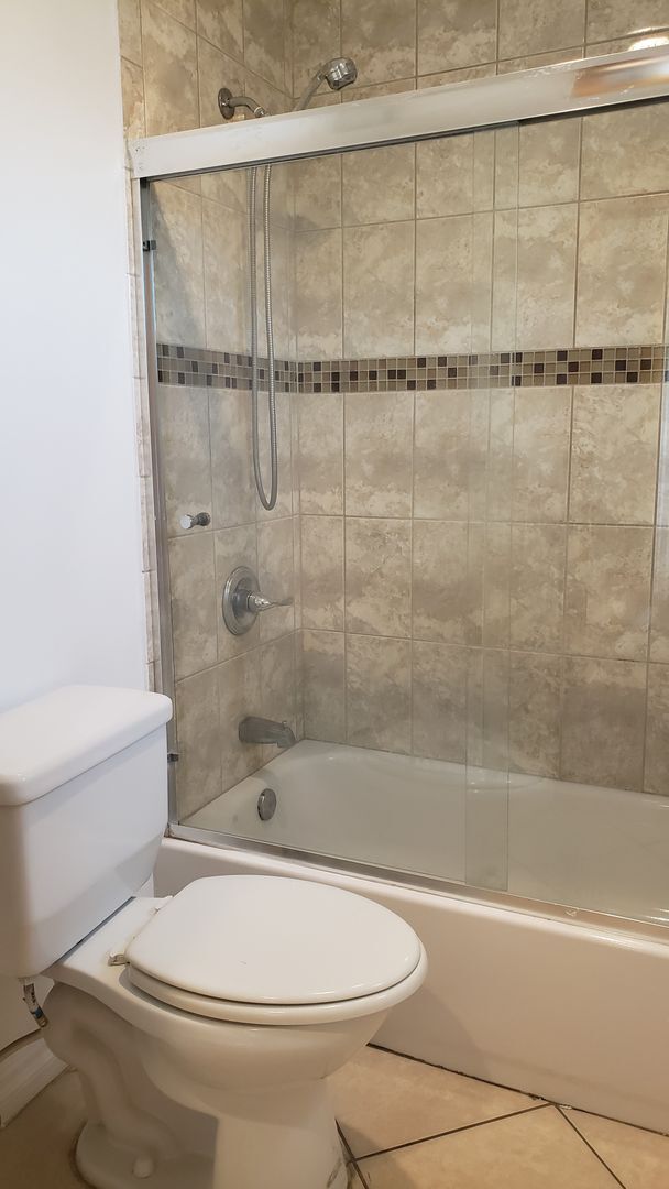 Building Photo - 40(718)