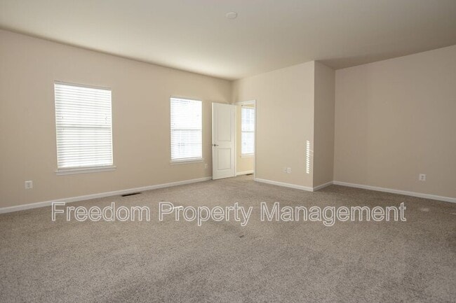 Building Photo - 7408 Brunson Cir