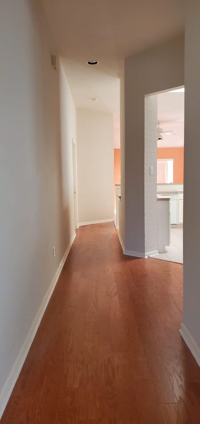 Building Photo - 7418 Colony Bend Ln