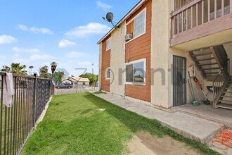 Building Photo - Unit unit A