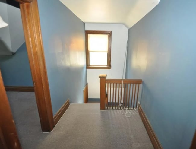 Building Photo - 4-Bedroom Single Family Home in the Desirable Park Ave Area!